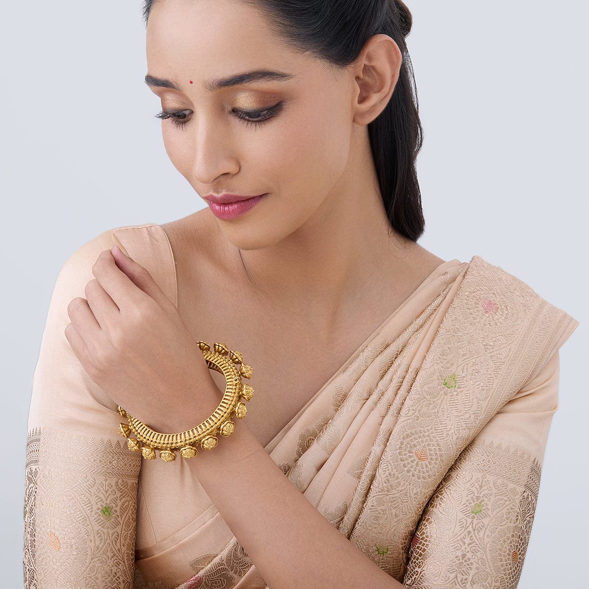 antique-bangle-antique-bangle-165062-37966909210780.jpg