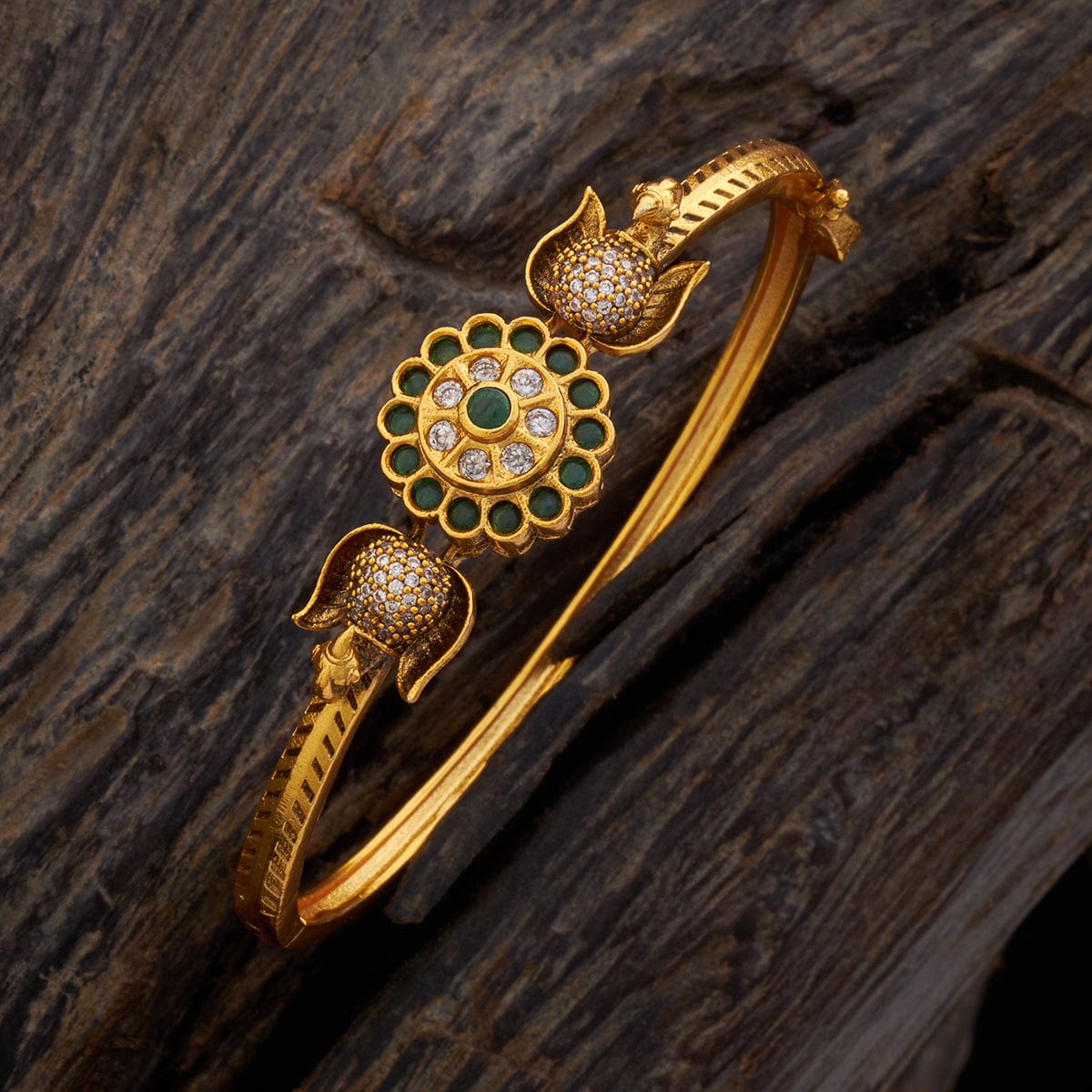 antique-kada-green-gold-antique-kada-172669-38701777682588.jpg