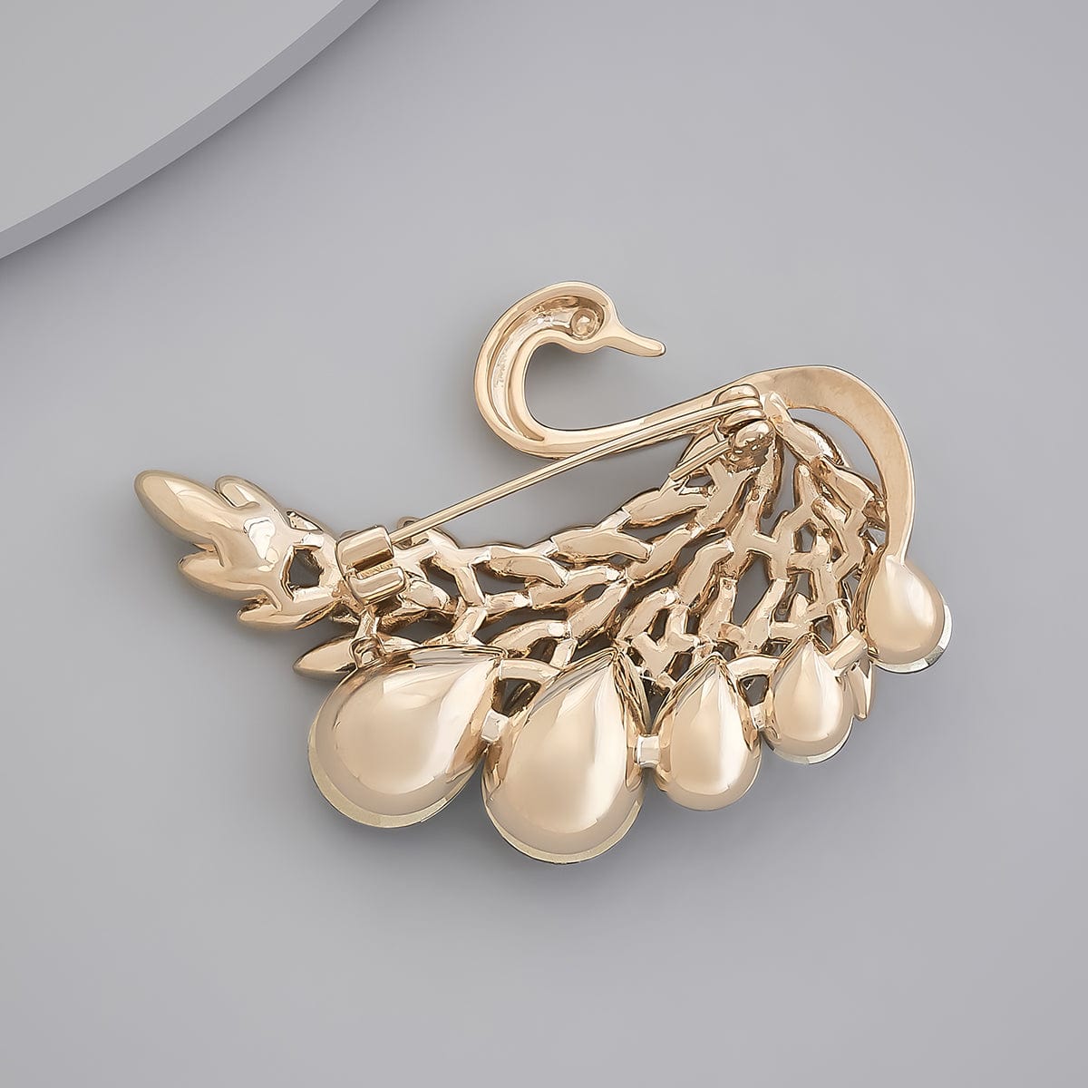 trendy-brooch-grey-oxidised-gold-trendy-brooch-170915-38185461612700.jpg