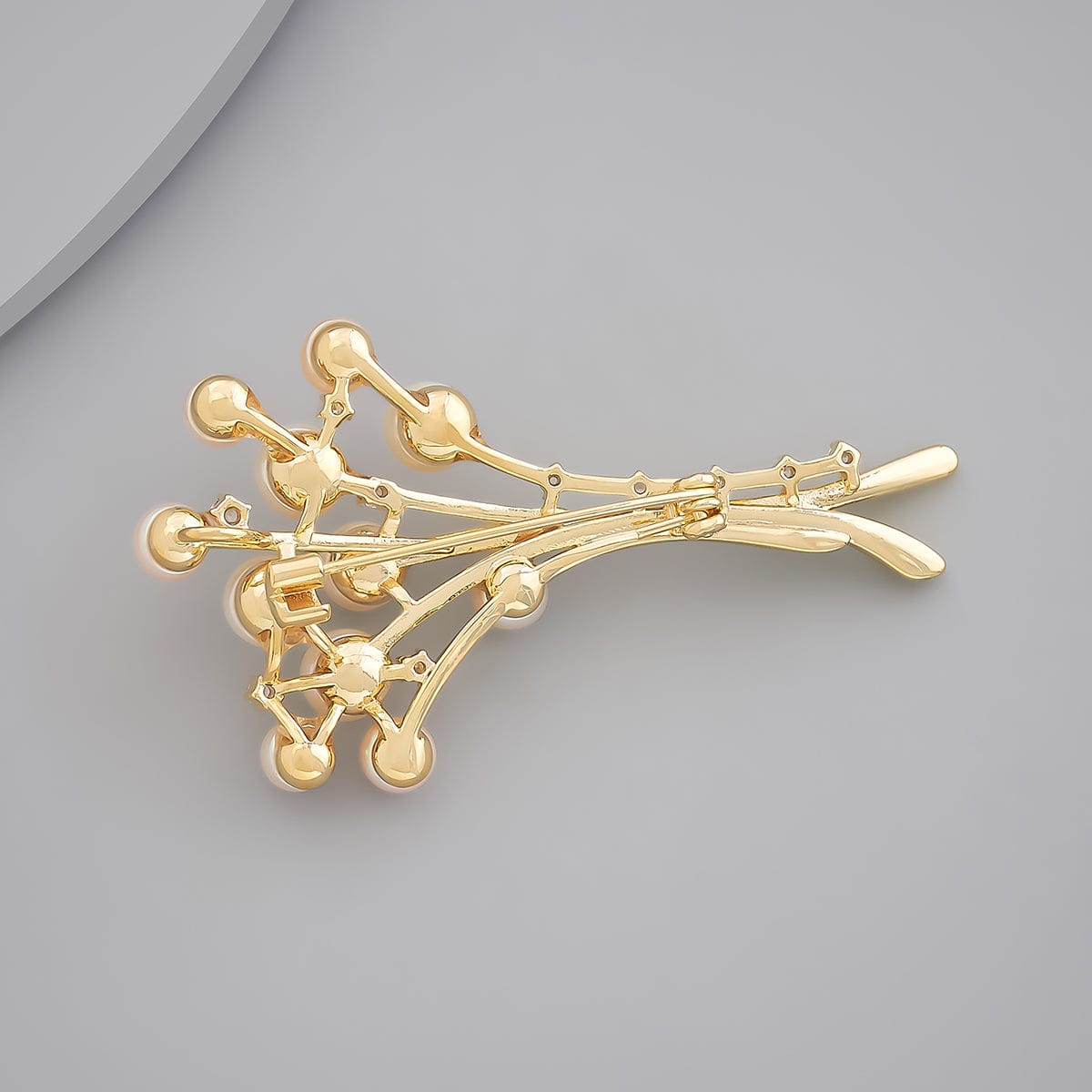 trendy-brooch-pearl-gold-trendy-brooch-170921-38185403941020.jpg
