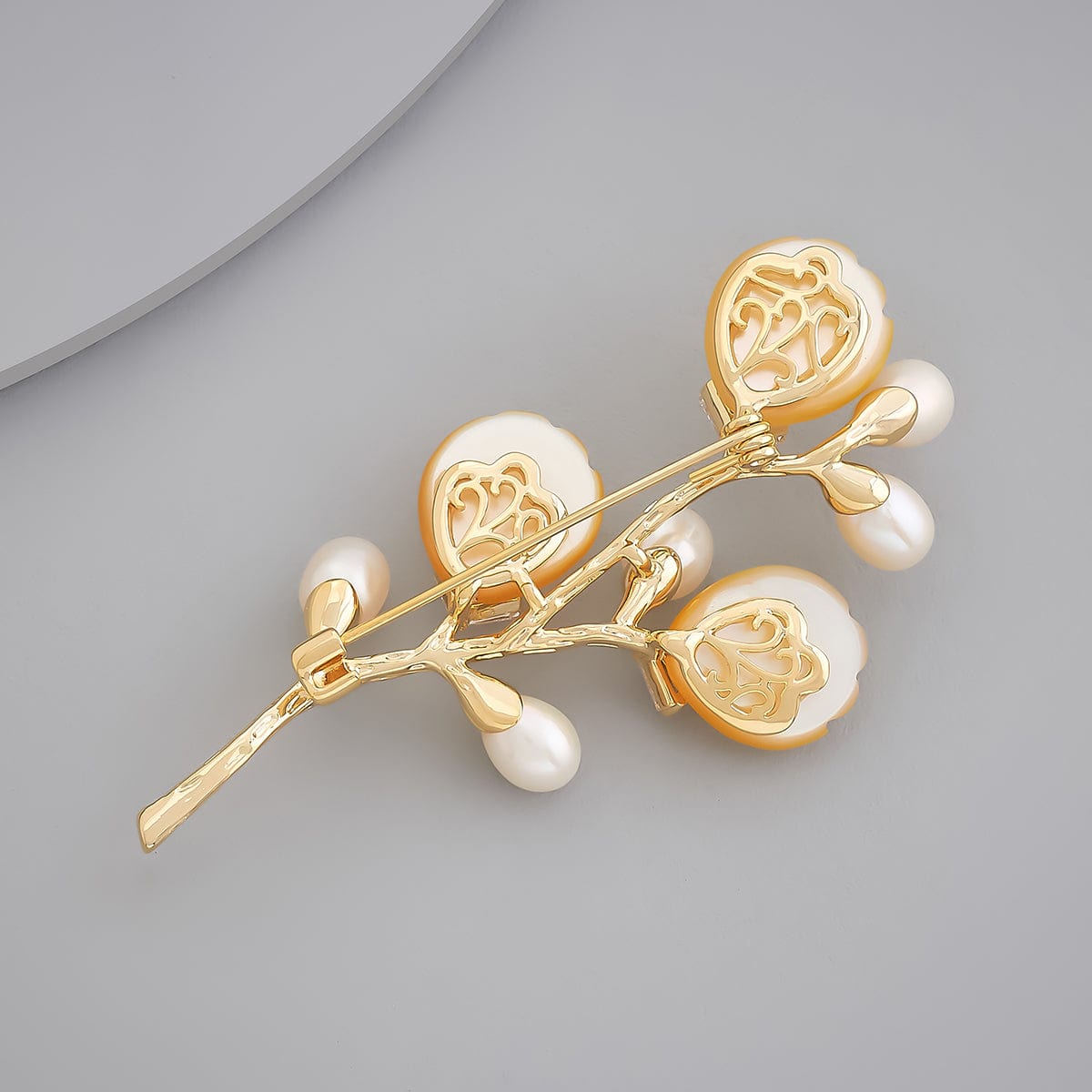 trendy-brooch-pearl-gold-trendy-brooch-171142-38185406759068.jpg