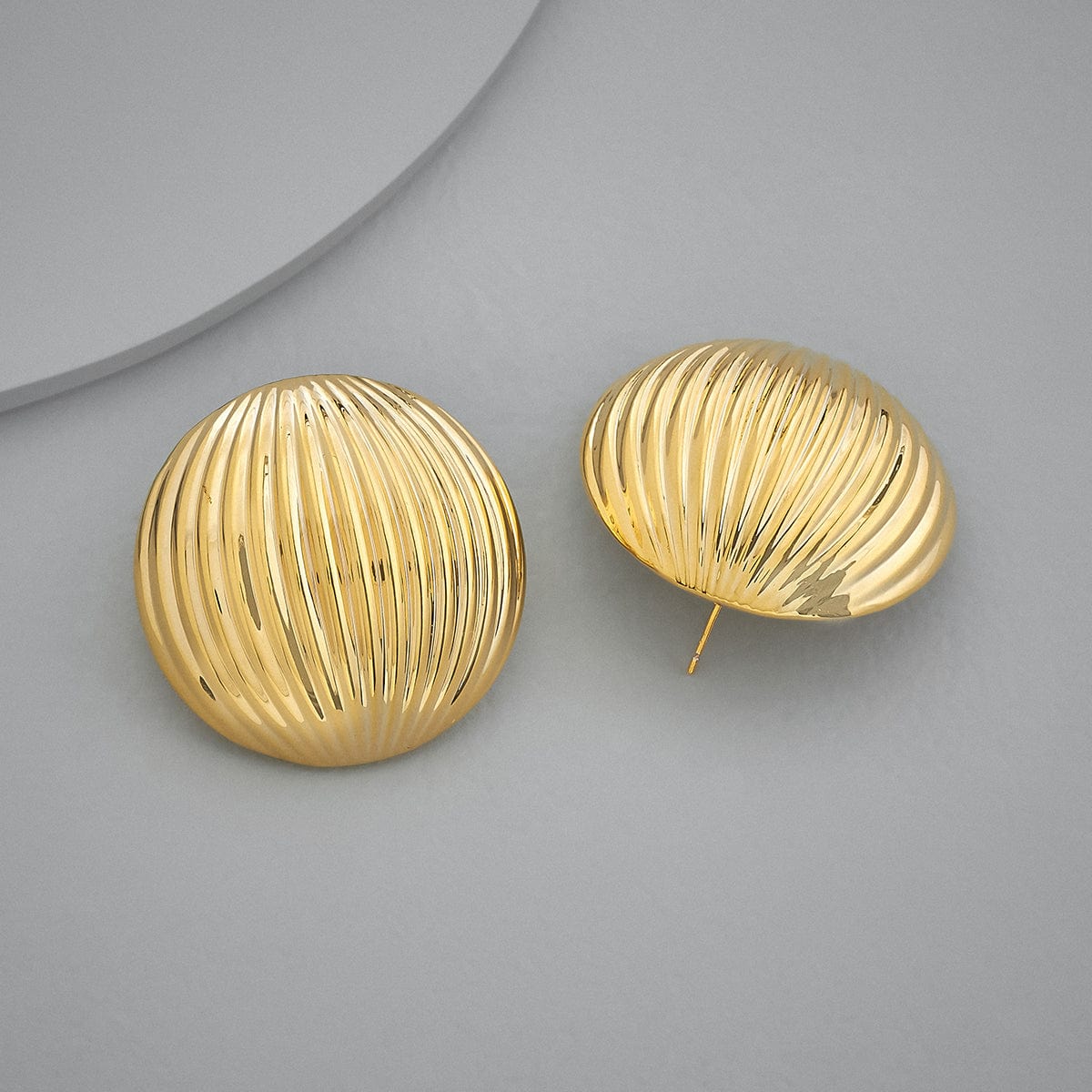 trendy-earring-gold-trendy-earring-171698-38278105071772.jpg