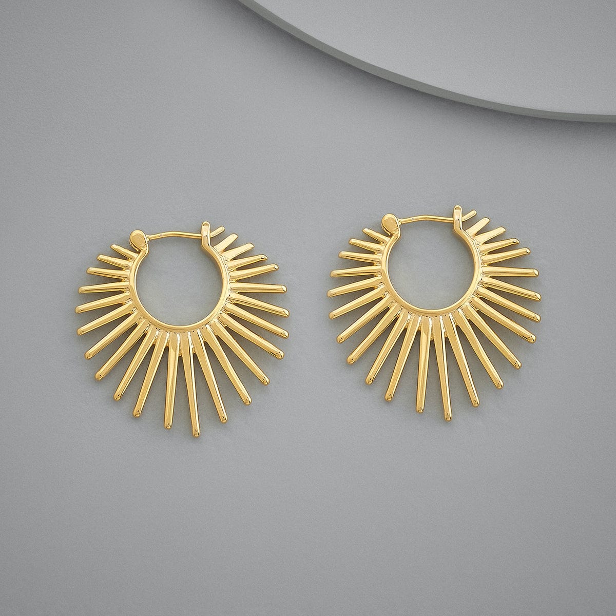 trendy-earring-gold-trendy-earring-172038-38278107201692.jpg