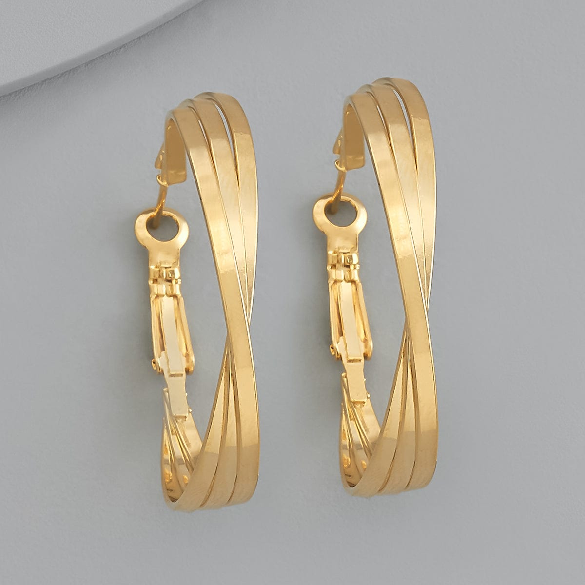 trendy-earring-gold-trendy-earring-172049-38277634064540.jpg