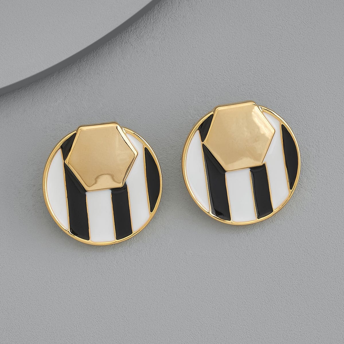 trendy-earring-white-gold-trendy-earring-171780-38277435883676.jpg