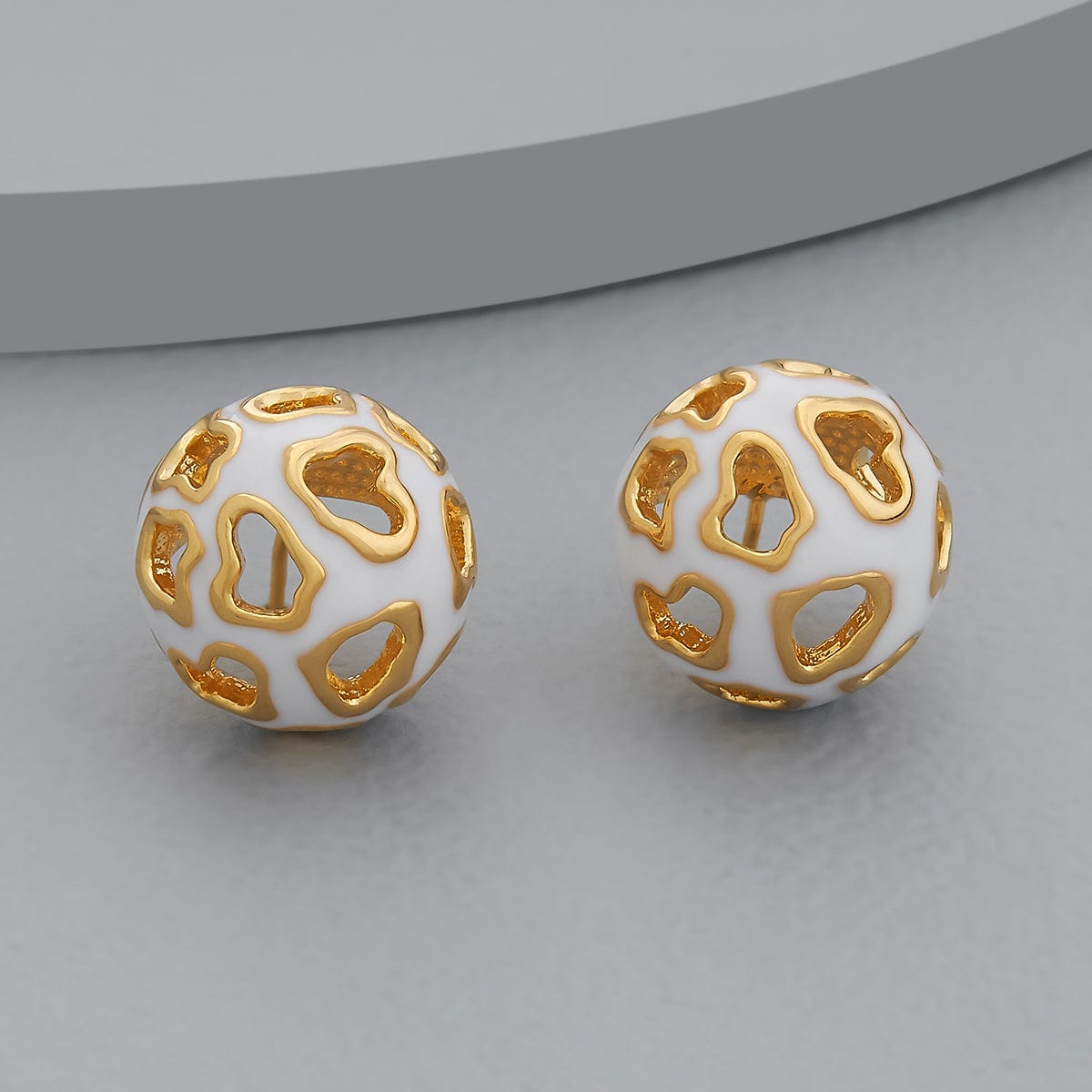 trendy-earring-white-gold-trendy-earring-171788-38277429461148.jpg